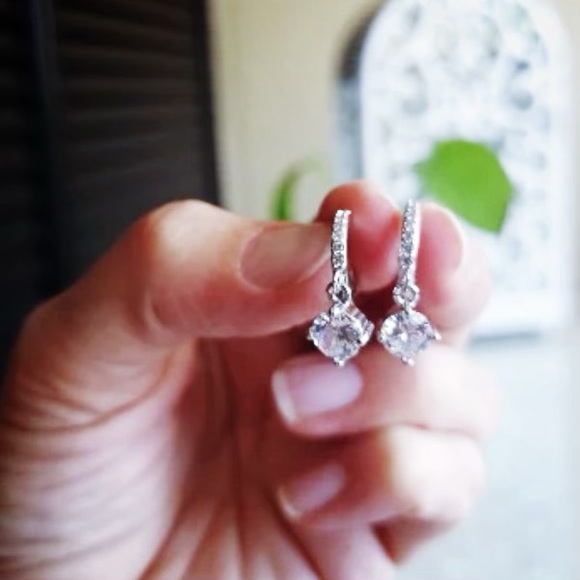 925 Silver Zircon Diamond Earrings - Picture 3 of 16